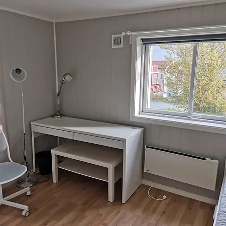With Shared Kitchen And Bathroom Nr 2 * Tromsø